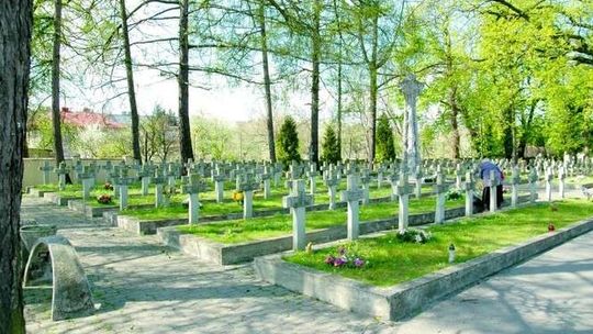 Krasnystaw: Co się zmieni na żołnierskich mogiłach?