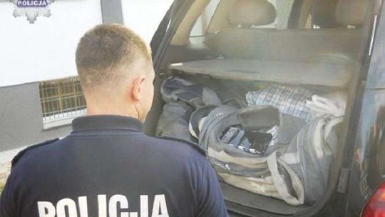 Krasnystaw: Jechał bez prawa jazdy, za to z kontrabandą