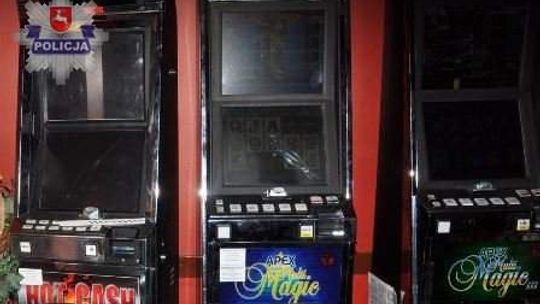 Krasnystaw: Siekierą i łomem potraktował automat do gier