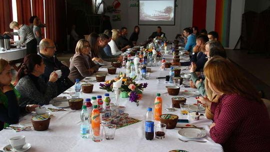 Krasnystaw: Zsiadłe mleko smakowało gościom z Bałkanów