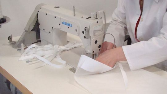 Krawcowa z Lublina uszyje maseczki ochronne dla pacjentów Uniwersyteckiego Szpitala Dziecięcego