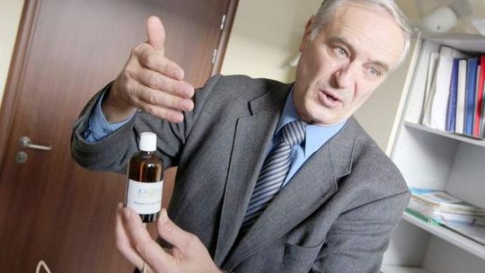 Krok bliżej do produkcji super oleju z rzepaku 