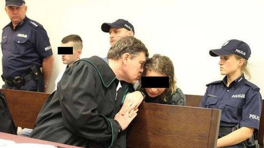 Krwawa awantura w mieszkaniu na Czubach. 31-latek ledwie przeżył. "Uderzałem na oślep"