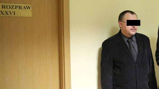 Kryminalne przypadki u \"Św. Teresy” Dyrektor handlował świadectwami?