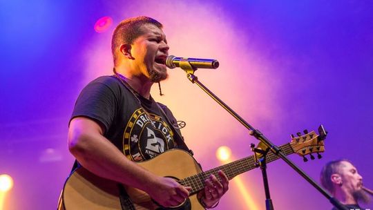 Kryzys na Białorusi: muzyk pobity i aresztowany