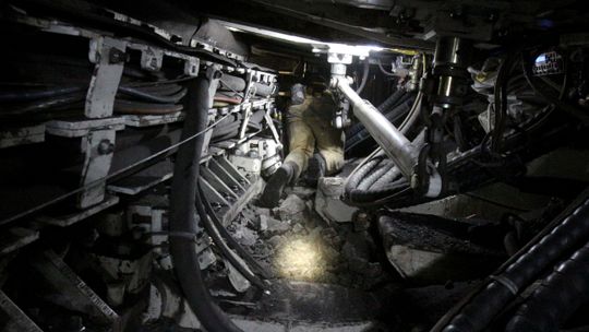 Kryzys w kopalniach, Bogdanka zmniejsza wydobycie. Kurs akcji spółki mocno spadł
