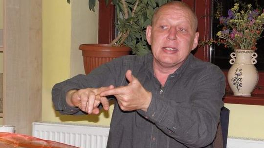 Krzysztof Jackowski marzy o zmywaku w ciepłym kraju