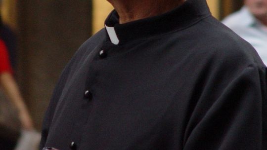 Ksiądz musi zapłacić gigantyczny podatek, bo zataił dochody