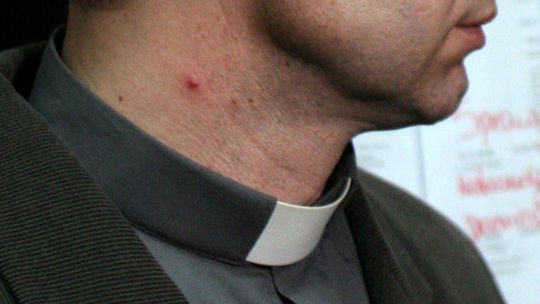 Ksiądz odpowie za wykorzystanie nieletniego. Proces ruszy w Puławach