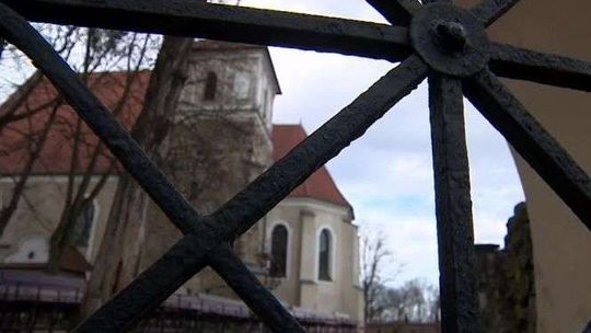 Ksiądz oskarża proboszcza o gwałt. "Sprawa jest wielowątkowa"
