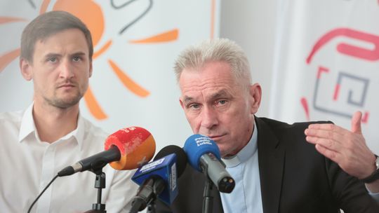 Ksiądz z Lublina buduje szpital na Ukrainie. Nie jest z tym sam