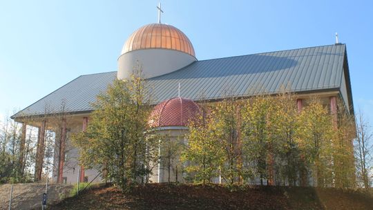 Ksiądz z Puław skazany przez sąd za zbyt dużą liczbę osób na mszy. Ktoś na niego doniósł