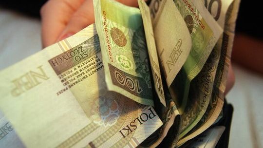 Księgowa okradała szkoły. Przelała na swoje konto prawie 250 tys. zł