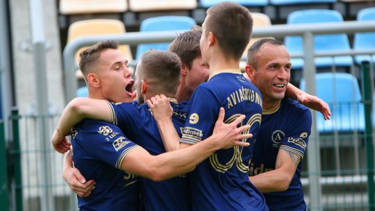 KSZO – Avia Świdnik 0:1. Czołówka jeszcze bliżej