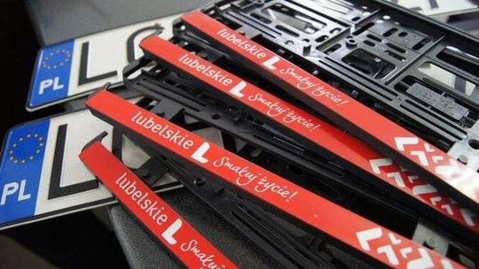 Kto będzie robił tablice rejestracyjne? Ratusz szuka firmy