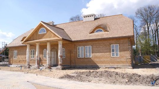 Kto dokończy remont dworku w Krasnymstawie?