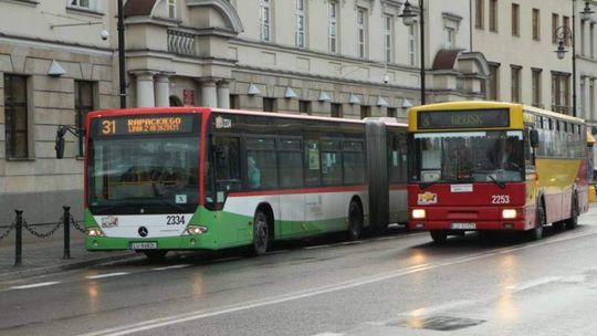 Kto ma nas wozić? Przetarg na przegubowce unieważniony