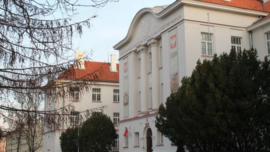 Kto na dyrektora I LO? Troje zainteresowanych