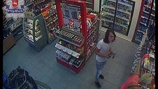 Kto rozpoznaje tego mężczyznę?