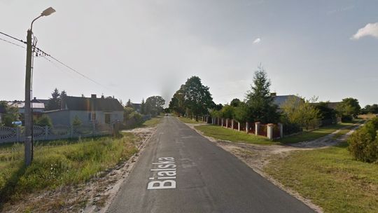 Kto wybuduje chodnik mieszkańcom Czosnówki? Gmina tłumaczy, że ma ograniczone finanse