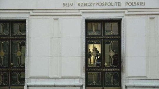 Kto wygra na kryzysie parlamentarnym? Co się wydarzy w Sejmie 11 stycznia?