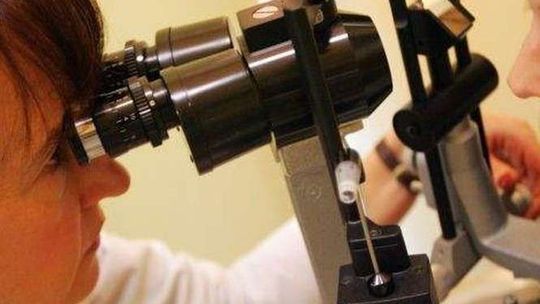 Kto zbada wzrok uczniów? Oferty zbyt drogie