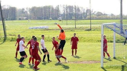 Kujawiak Stanin – Tytan Wisznice 3:1. Grała bialska klasa okręgowa