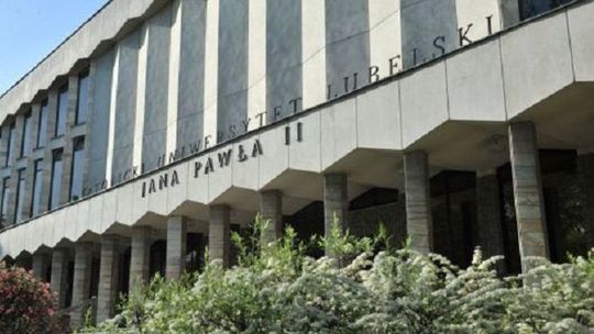 KUL pomoże studentom z Białorusi. Pierwszoroczniacy są zwolnieni z opłaty za kształcenie