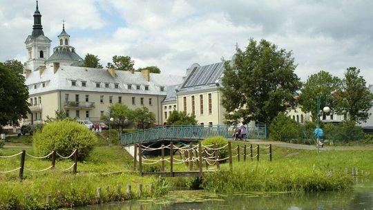 Kulinarna Mapa Lubelszczyzny: Sekrety kuchni zakonników