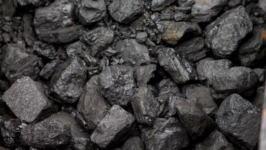 Kupiły węgiel przez internet. Surowca nie mają, a pieniądze za transport przepadły