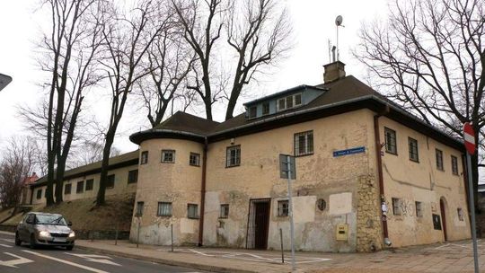 Kupują dawną strzelnicę, żeby sprzedać pod nowy urząd