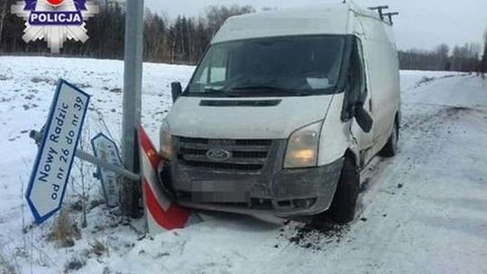 Kurier zderzył się z kurierem. Skończyło się mandatem