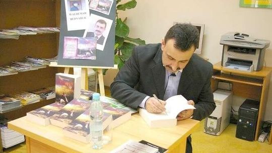 "Kurier ze Stambułu" z dobrymi recenzjami. Autorem jest chełmianin