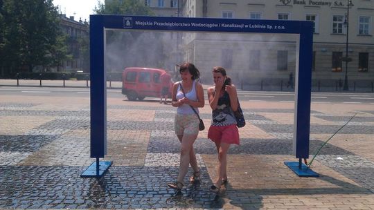 Kurtyna wodna na placu Litewskim w Lublinie (zdjęcia)