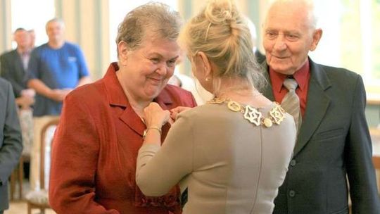 Kwiaty, szampan i medale dla par z gminy i miasta Puławy