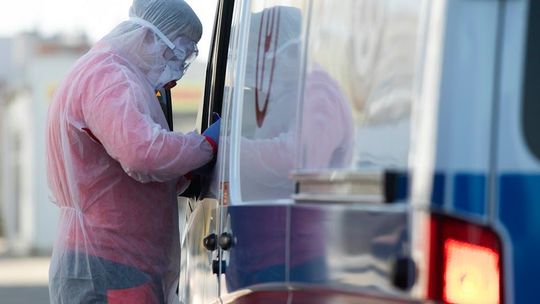 Łabunie: Już 220 osób na kwarantannie. "To ognisko jest dla nas niezwykle groźne"