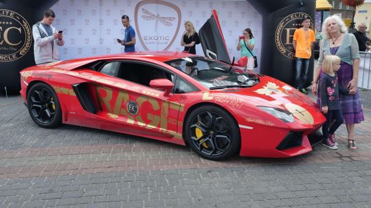 Lamborghini, bentley czy chevrolet corvetta? Luksusowe samochody w Lublinie