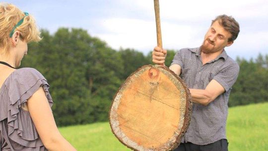 Landart Festiwal: Drzewo/drewno w artystycznych rękach