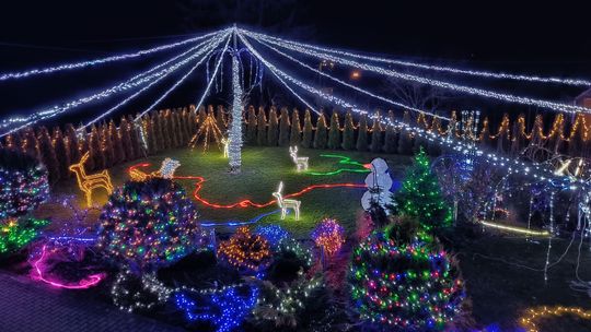  Las Vegas u pana Sławomira na wsi. Zaczęło się od węża ledowego 