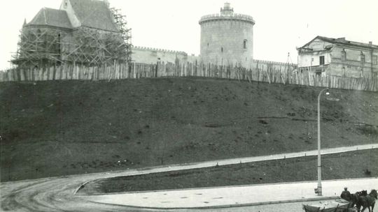 Lata 50. w Lublinie. Jak adaptowano Bramę Krakowską, Zamek i kaplicę zamkową oraz gmach archiwum