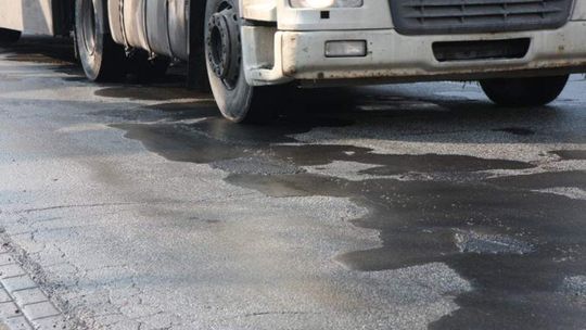 Łatają ubytki na drogach w Lublinie. 20 ton łat
