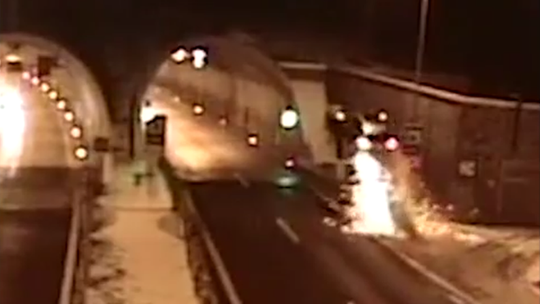 "Latające BMW". Samochód dosłownie wystrzelił w powietrze