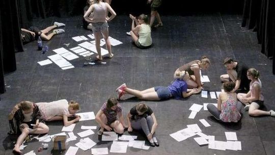 Lato w teatrze. Spektakl w Teatrze Starym