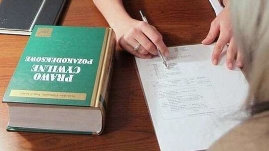 Łatwiej o bezpłatną pomoc prawną. Komu teraz przysługuje?