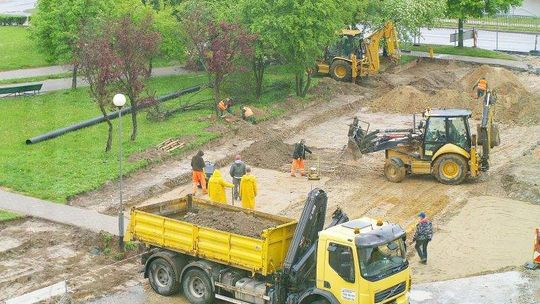 Łęczna: Armii Krajowej będzie równa jak stół