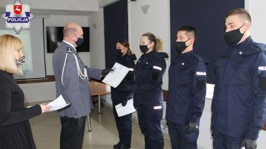Łęczna: nowi policjanci złożyli ślubowanie