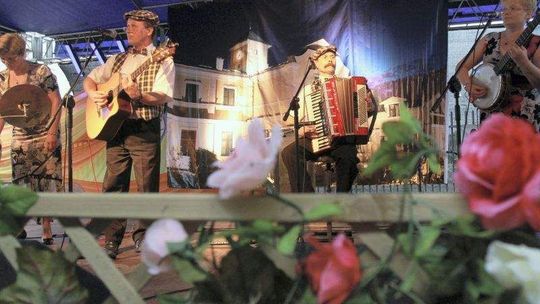 Łęczna: Zarezerwuj czas na kapele uliczne