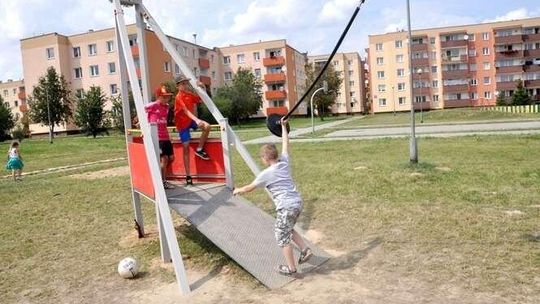 Łęczna: Zniszczyli kolejkę linową i kurtynę wodną