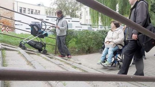 Lekcja bezsilności w Lublinie. Miasto pełne przeszkód, a urzędnicy zawiedli