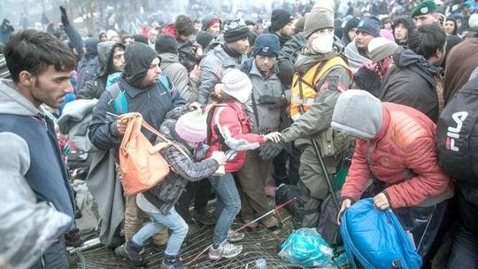 Lekcja mowy nienawiści w szkolnej gazetce. Dyrektorka: Jesteśmy przeciwko nietolerancji
